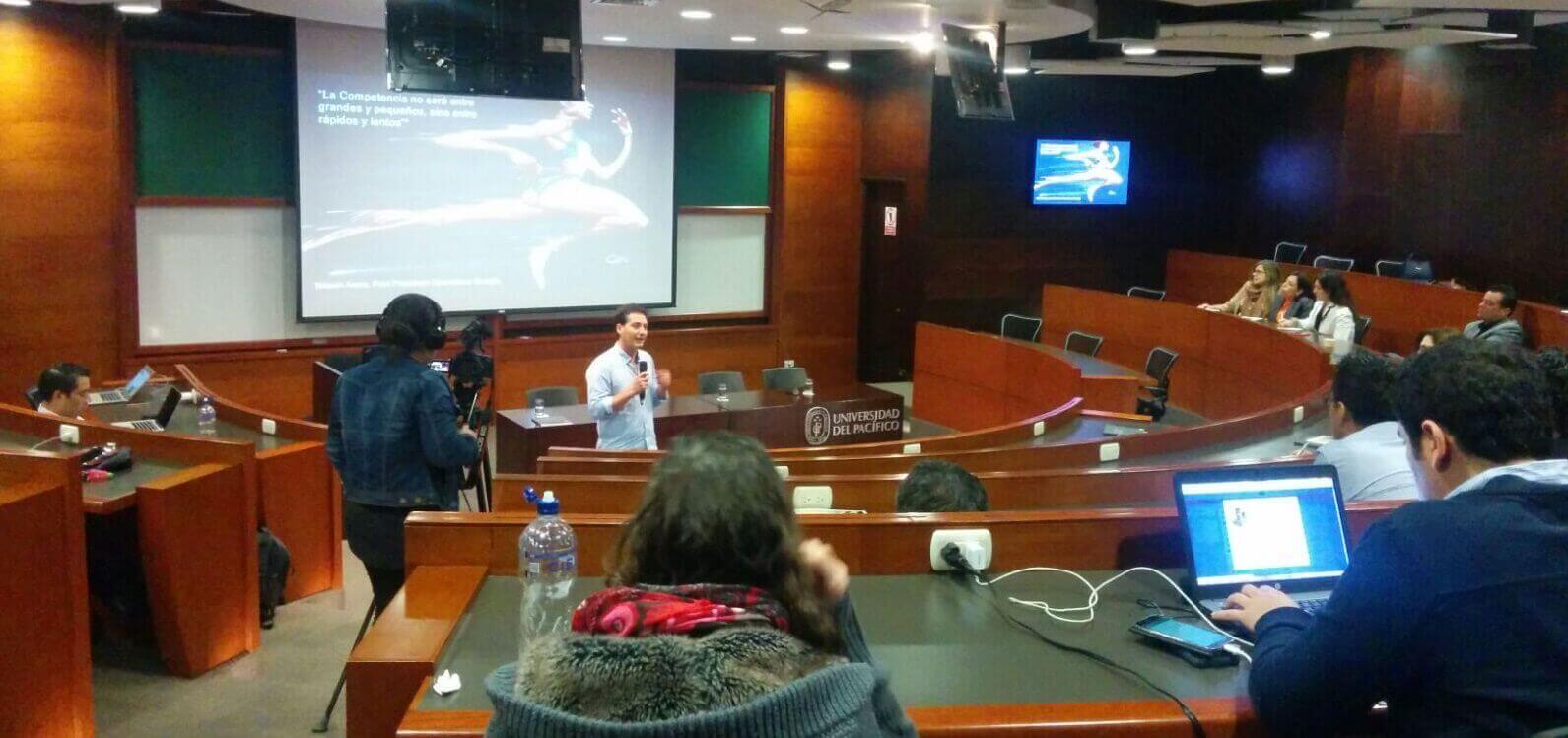 Mentalidad Web participó en Conferencia Internacional de Transformación Digital y Analytics en Perú