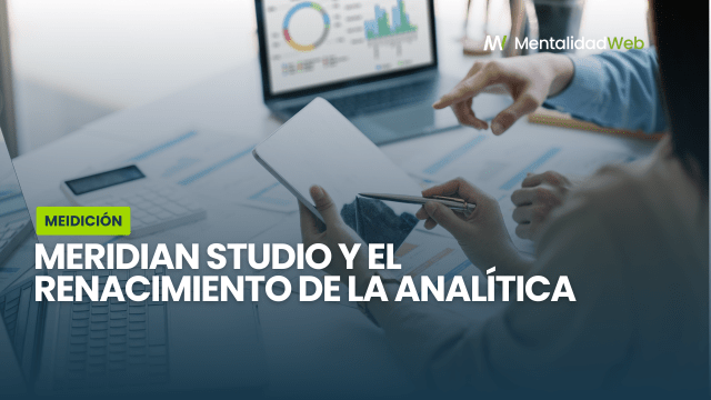 Esquema técnico mostrando el análisis de Marketing Mix Modeling alojado en servidores de Google Cloud.